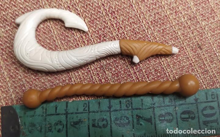 Rubber and PVC Figures: Figuras pvc Baston garrote gancho