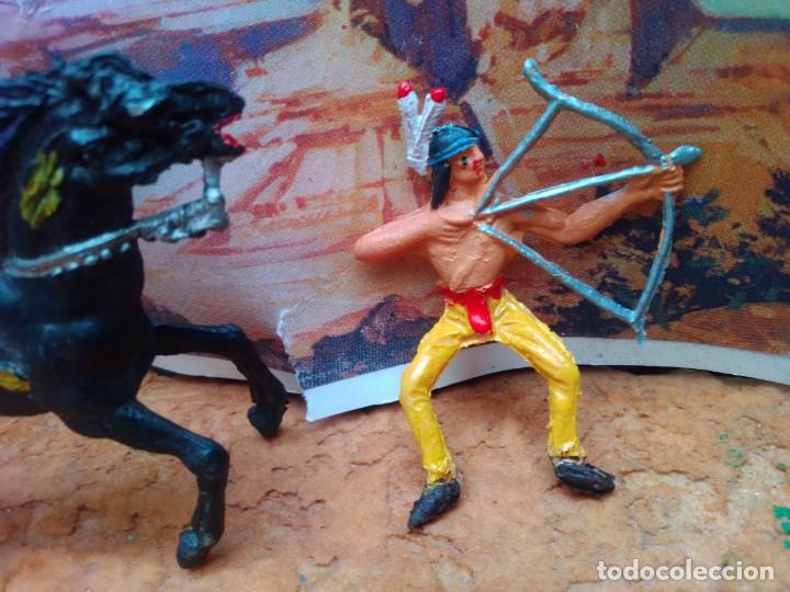 Figuras de goma y PVC: Indio con caballo de comansi - Foto 2