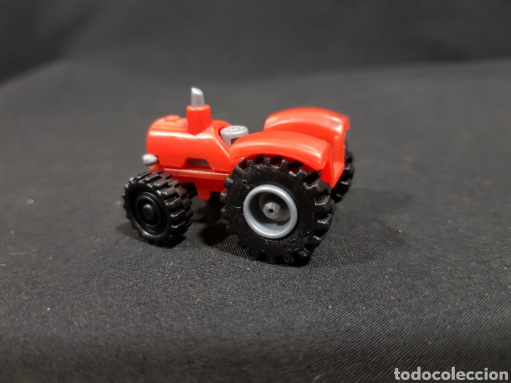 Figurines en Caoutchouc et PVC: Figurita Tractor Huevo Kinder Sorpresa Ferrero