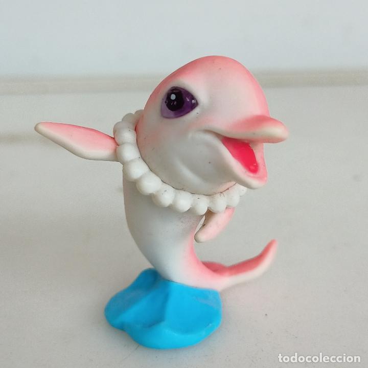 Figuras de goma y PVC: Figura Magiki Delfines del Arco iris - Foto 1