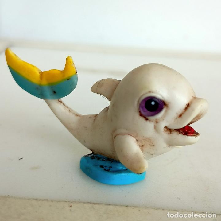 Figuras de goma y PVC: Figura Magiki Delfines del Arco iris - Foto 1