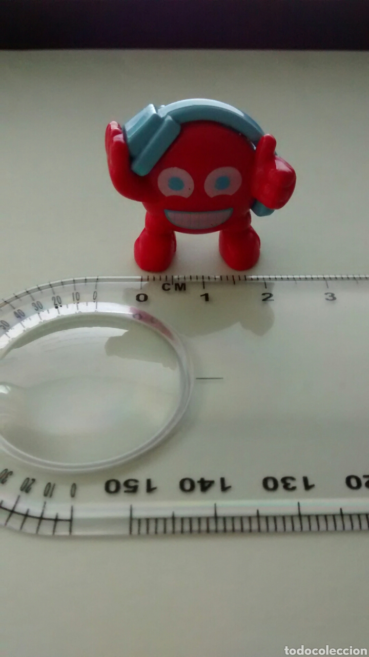 Figuras de goma Kinder: EMOJI CON AURICULARES - Foto 2