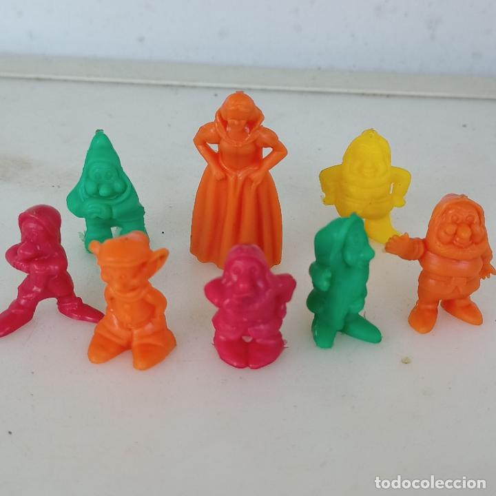 Figuras de goma y PVC: Dunkin blancanieves y los 7 enanitos - Foto 1