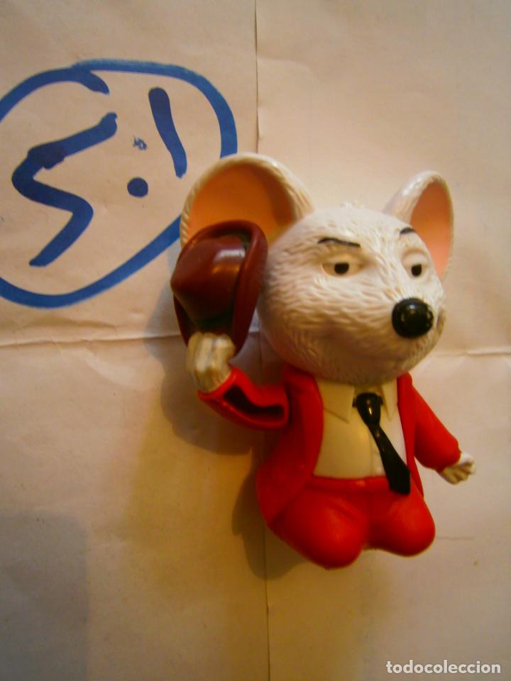 Figuras de Goma y PVC: --- RATON CON SOMBRERO ---