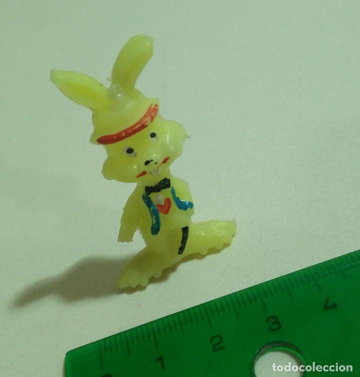 Figurines en Caoutchouc et PVC: conejo plastico antiguo pajarita mu&ntilde;eco bunny conejito