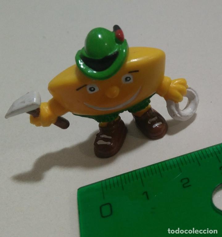 Rubber and PVC Figures: FIGURA rubio mu&ntilde;eco figurita mini antigua GOMA pvc promocional comestible findus escalador alpino