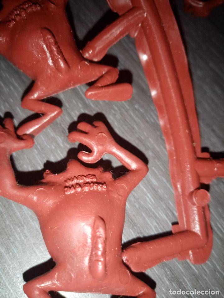 Figuras de goma y PVC: Demonio de Tasmania tipo dunkin - Foto 3