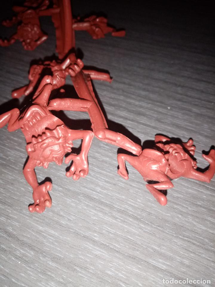 Figuras de goma y PVC: Demonio de Tasmania tipo dunkin - Foto 1
