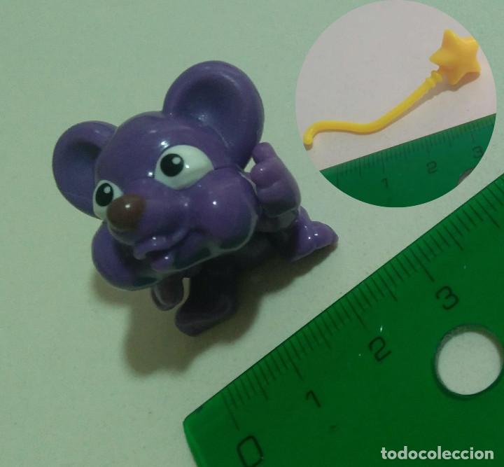 Figuras de goma Kinder: mu&ntilde;eco murcielago con estrella kinder complemento accesorio navidad - Foto 1