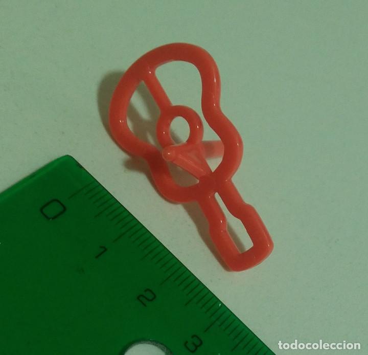 Figuras de Borracha e PVC: guitarra miniatura giratorio spinner spiner