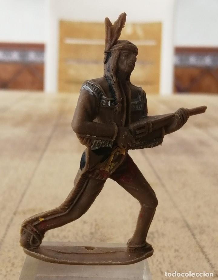 Figuras de goma y PVC: Antiguo Indio Comansi - Foto 1
