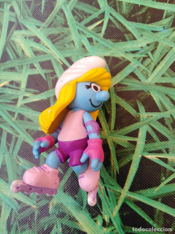 Figuras de goma y PVC: Lote Pitufinas de goma - Foto 5