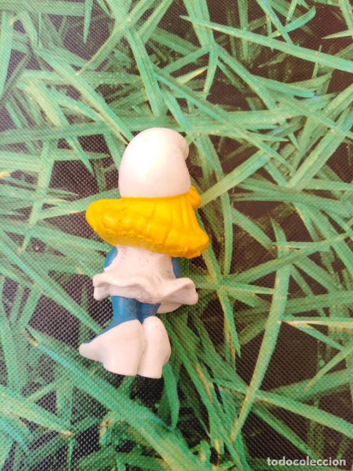 Figuras de goma y PVC: Lote Pitufinas de goma - Foto 15