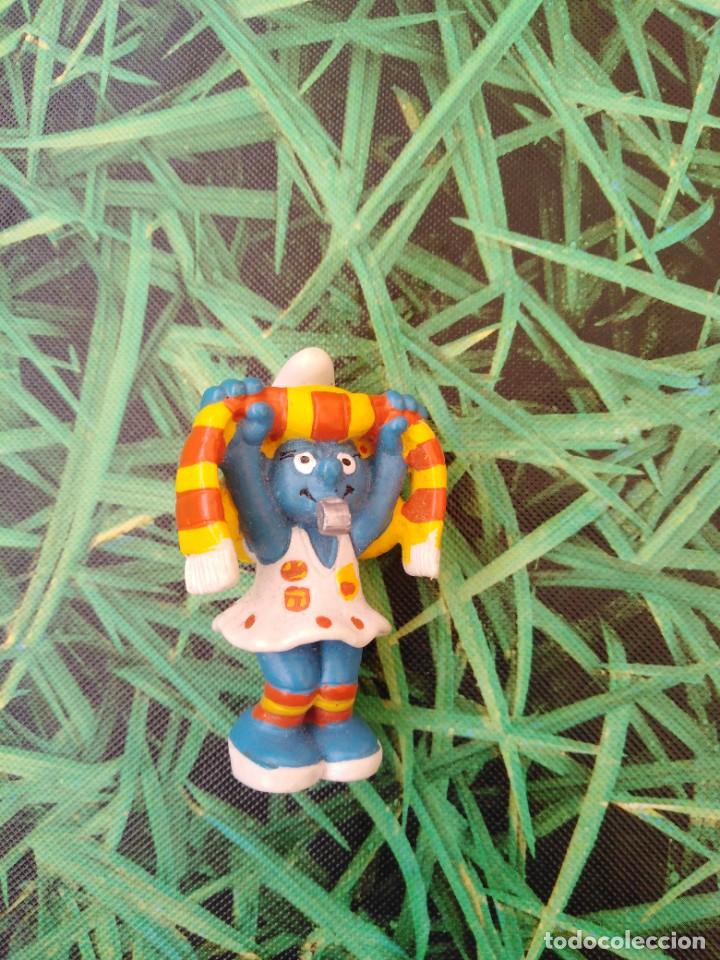 Figuras de goma y PVC: Lote Pitufinas de goma - Foto 17