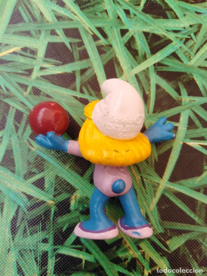 Figuras de goma y PVC: Lote Pitufinas de goma - Foto 18