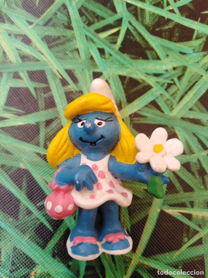 Figuras de goma y PVC: Lote Pitufinas de goma - Foto 22