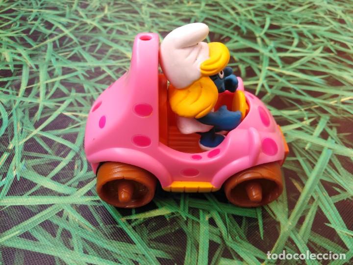 Figuras de goma y PVC: Mu&ntilde;eca goma Pitufina con coche - Foto 3