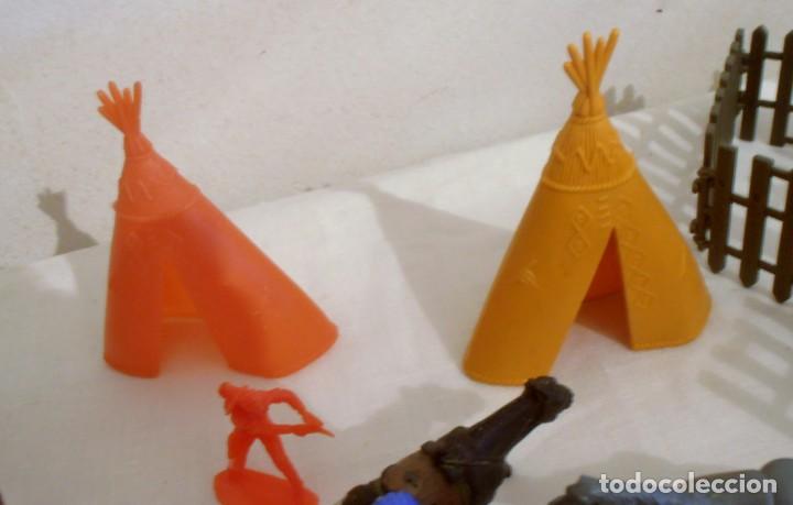 Figuras de goma y PVC: LOTE FIGURAS DE PVC - Foto 3