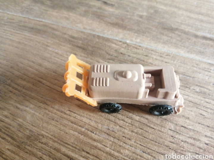 Figuras de goma y PVC: Buldozer - montaplex - Foto 2