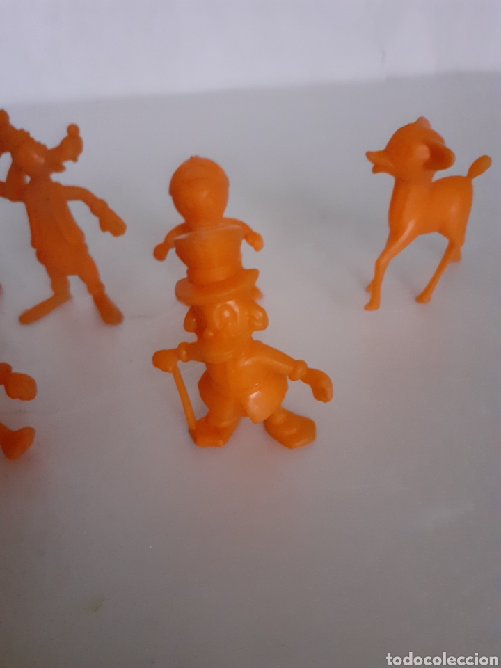 Figuras de goma y PVC: FIGURAS TIPO DUNKIN WARNER BROSS - Foto 2