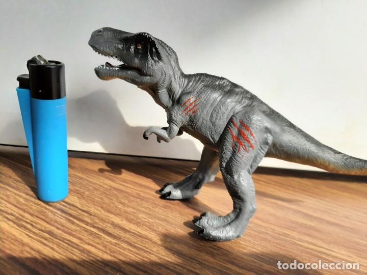 Figuras de goma y PVC: Tiranosaurus Rex goma. - Foto 2