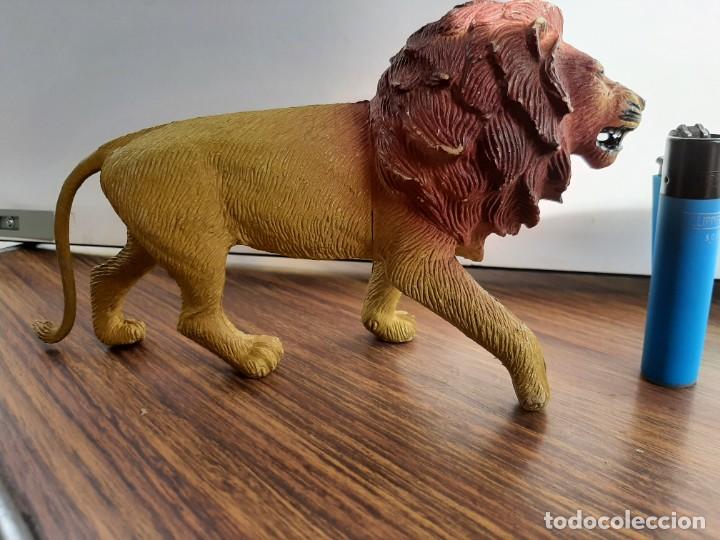 Figuras de goma y PVC: Le&oacute;n goma. - Foto 3