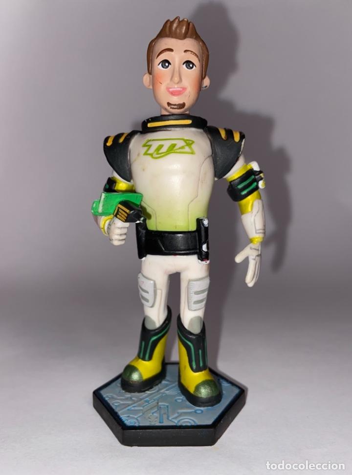 Gummi- und PVC-Figuren: WALT DISNEY - FIGURA DE PVC DE LEO - MILES DEL FUTURO DISNEY GOMA