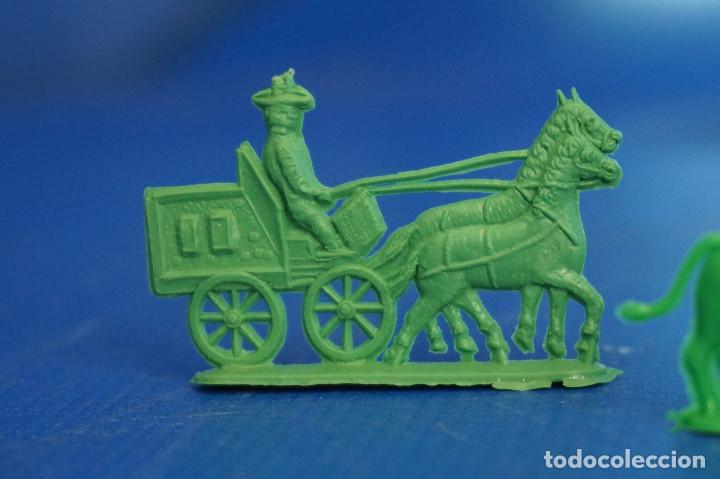 Figuras de goma y PVC: Indios y vaqueros de pl&aacute;stico planos. Montaflex. Montaplex - Foto 9