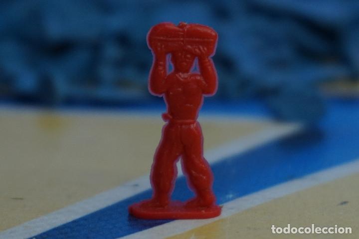 Figuras de goma y PVC: Indios y vaqueros de pl&aacute;stico planos. Montaflex. Montaplex - Foto 10