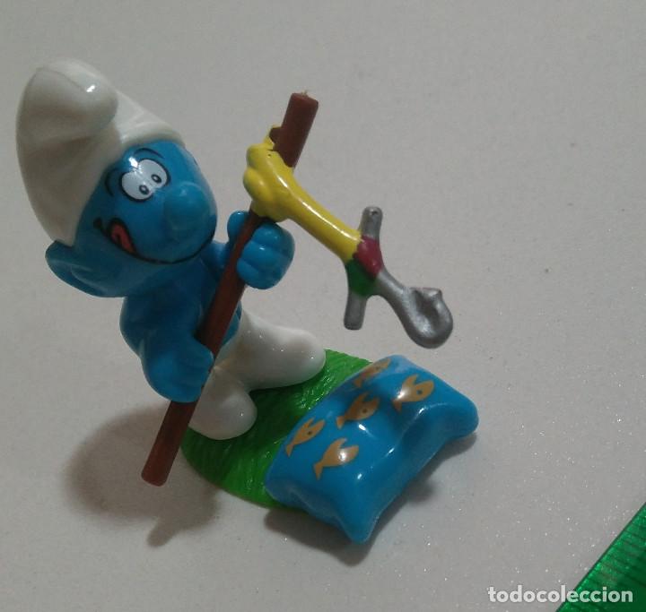 Figuras de Borracha e PVC: pitufo pesca pescador mu&ntilde;eco smurf kinder mu&ntilde;equito figurita figura miniatura ca&ntilde;a