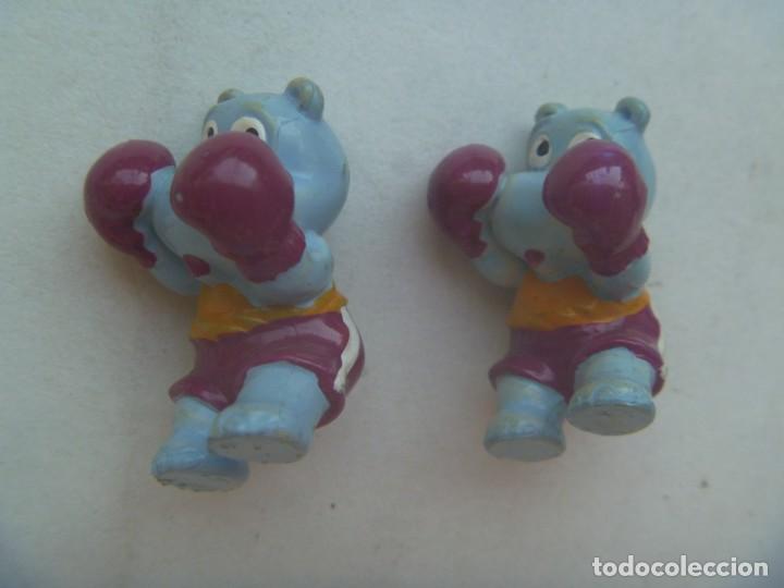 Figuras de Borracha e PVC: LOTE DE 2 FIGURAS DE KINDER : HIPOPOTAMOS BOXADORES