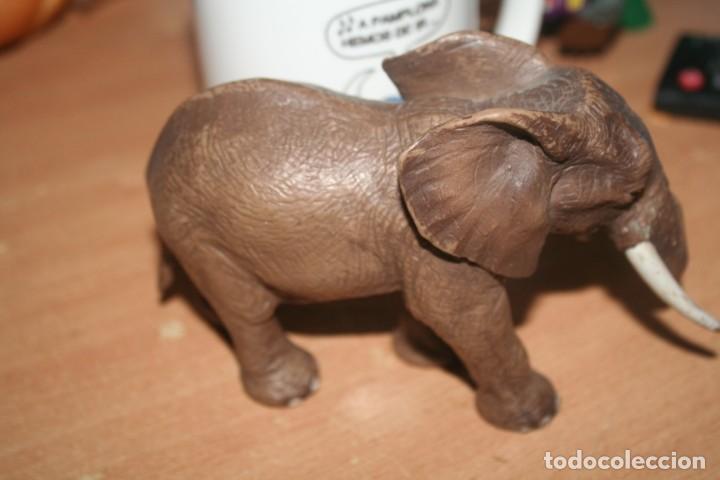 Figuras de Goma y PVC: muñeco elefante schleich 2004 - Foto 3 - 294847773