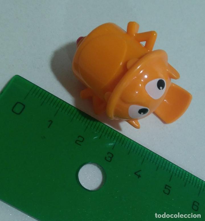 Figuras de Borracha e PVC: papelera kinder secundario cera