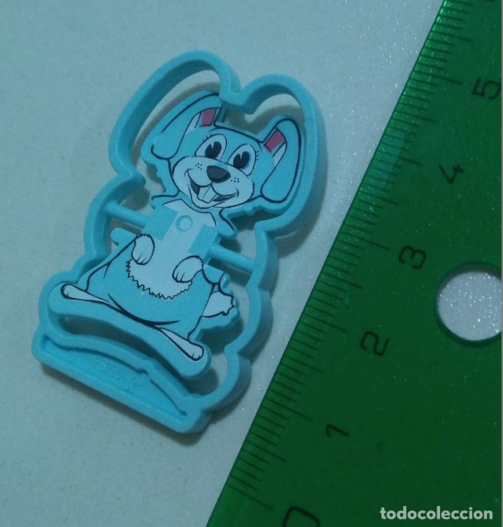 Figuras de goma Kinder: conejito kinder fs conejo secundario - Foto 1