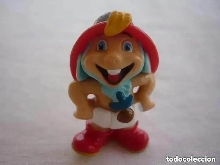 Figuras de goma Kinder: figura kinder - beb&eacute; bombero - Foto 1