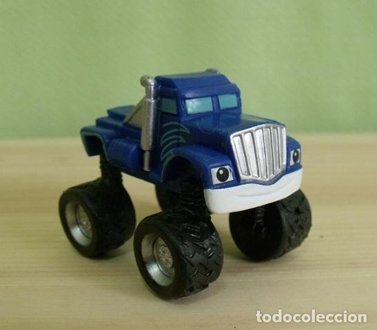 Rubber and PVC Figures: Figura PVC Goma Dura Coche Crusher - Serie Blaze and the Monster Machines