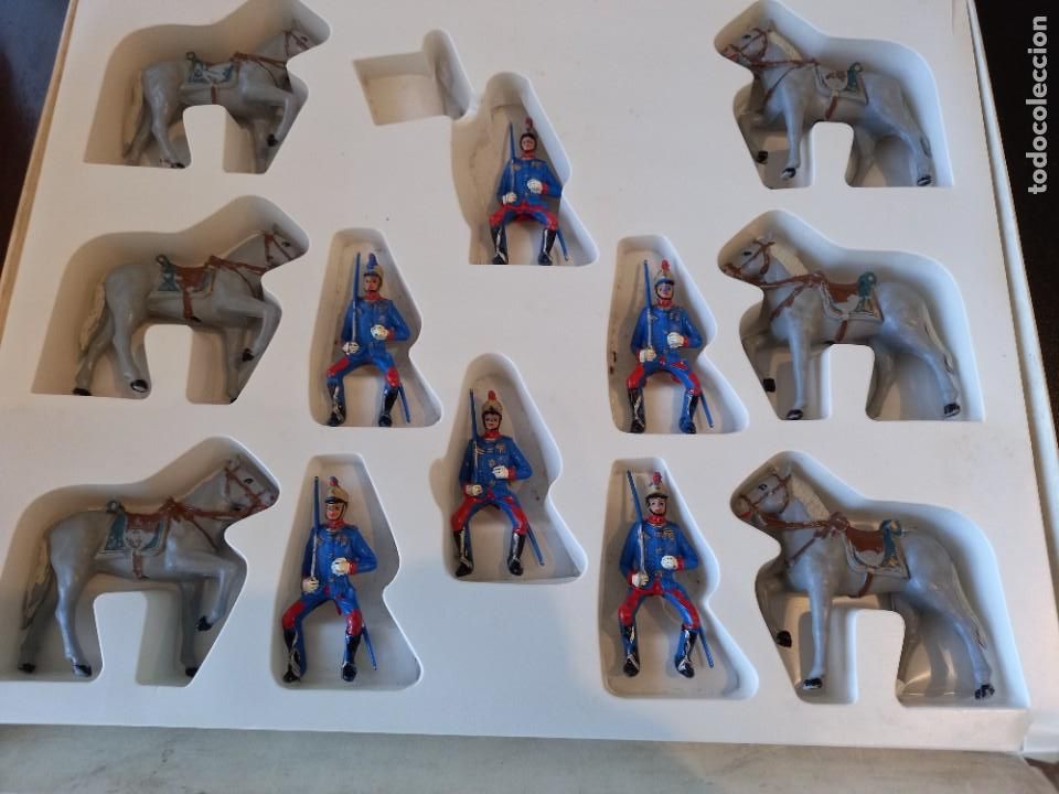 Figuras de goma y PVC: Figuras Guardia real a caballo reamsa - Foto 1