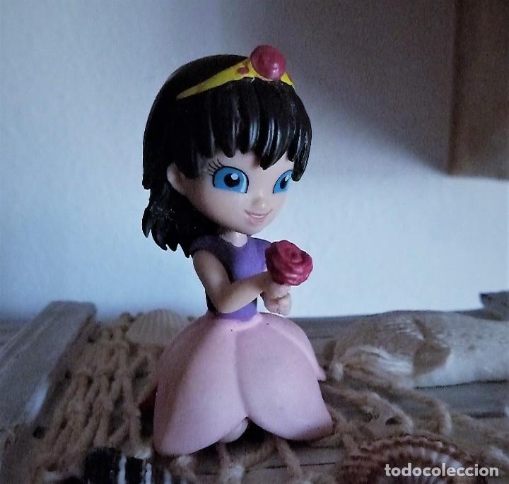 Figuras de goma y PVC: Magiki Princesas del Arco Iris. Sabrina - Foto 1