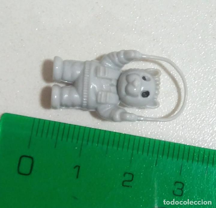 Figurines en Caoutchouc et PVC: animalito saltando comba kinder mini figurita miniatura mu&ntilde;equito mu&ntilde;eco antiguo