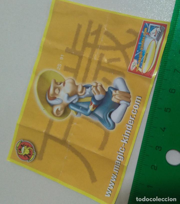 Figurines en Caoutchouc et PVC: solo papel de mono karateca monobloc kinder 2s 91