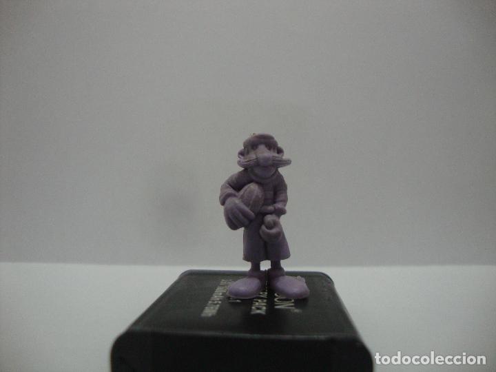 Figuras de goma y PVC: FIGURA DUNKIN COLECCION ASTERIX - Foto 1