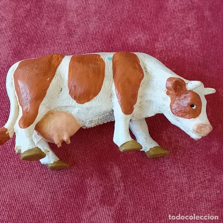 Figuras de goma y PVC: FIGURA DE VACA DE BULLYLAND COW - Foto 1