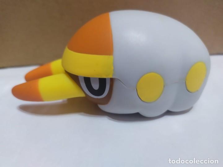 Figuras de goma y PVC: Pokemon GRUBBIN, sal&iacute;a en Mcdonal&acute;s - Foto 2