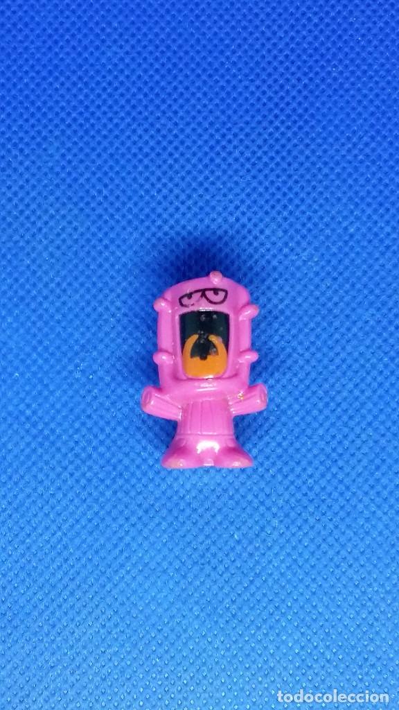 Figuras de goma y PVC: GOGO Crazy Bones morado robot - Foto 1