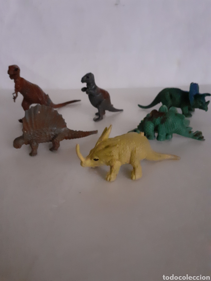 Figuras de goma y PVC: LOTE DINOSAURIOS EN PLASTICO DURO - Foto 1