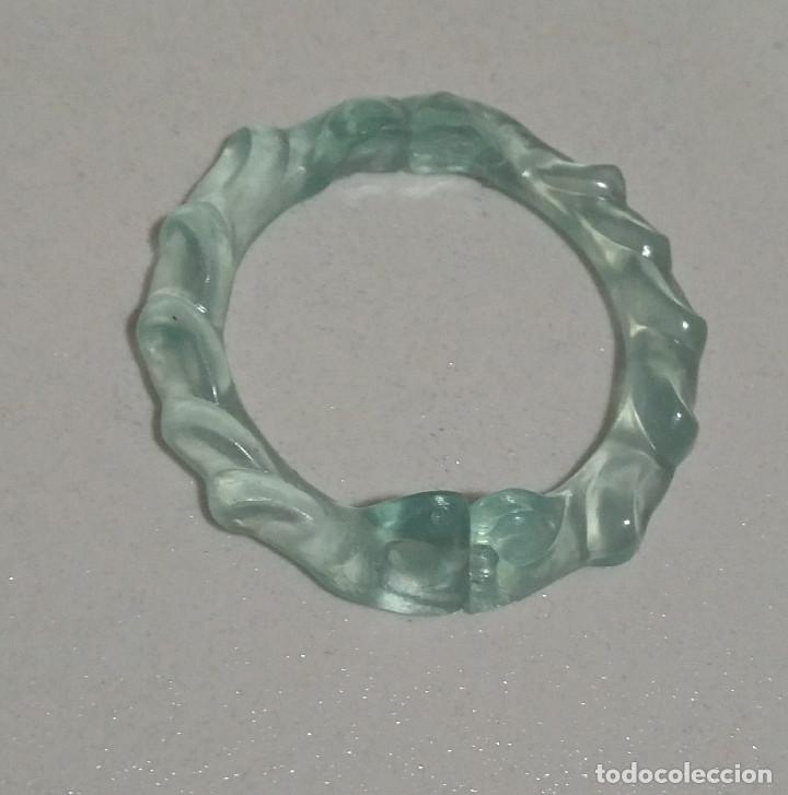 Kinder &Uuml;berraschung: pieza del tiburon de KINDER LORO PIRATA PAPAGAYo miniatura mini papagali