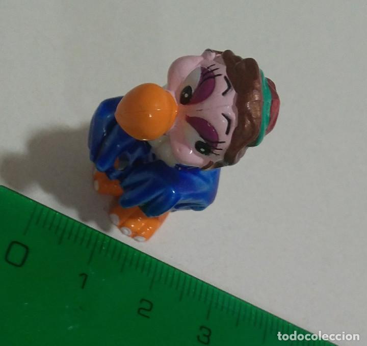 Figuras de Borracha e PVC: butre kinder monobloc princesa mu&ntilde;eco figurita figura buitres medieval princesa variante gorro