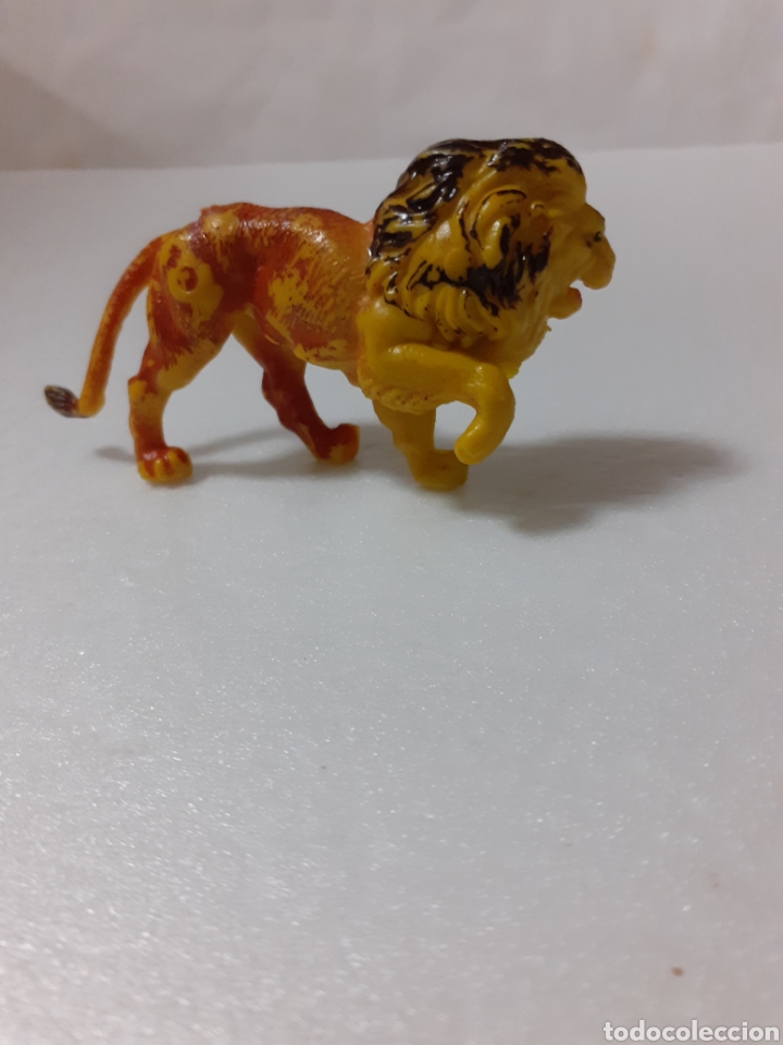 Figuras de goma y PVC: FIGURA LEON PLASTICO RARA - Foto 1