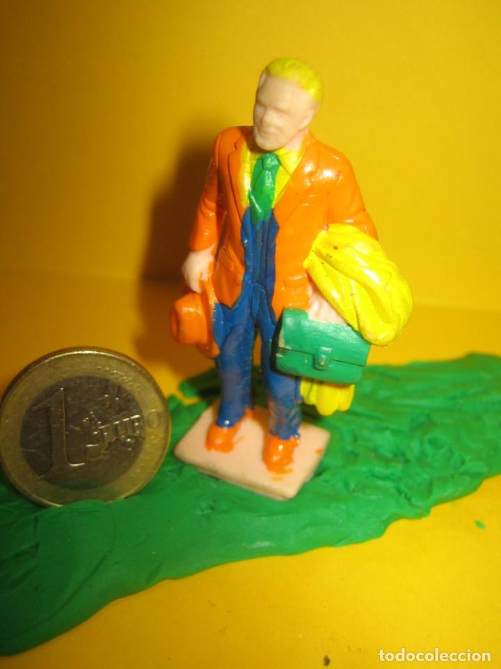 Figuras de goma y PVC: PERSONAJE DE PLASTICO - DESCONOZCO MARCA - Foto 1