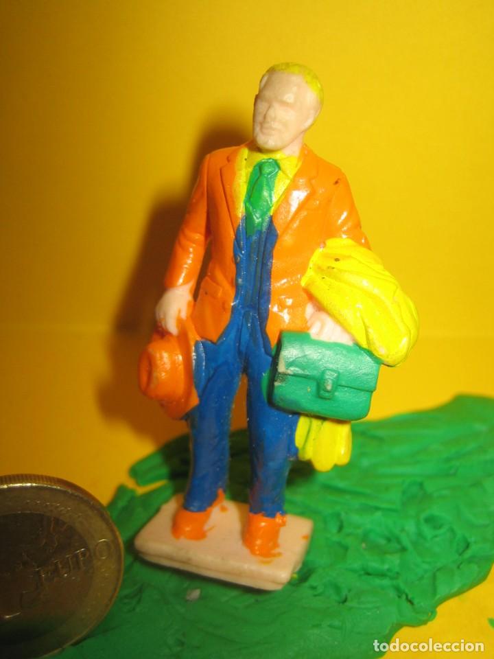 Figuras de goma y PVC: PERSONAJE DE PLASTICO - DESCONOZCO MARCA - Foto 2